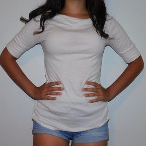 Plain quarter sleeve shirt